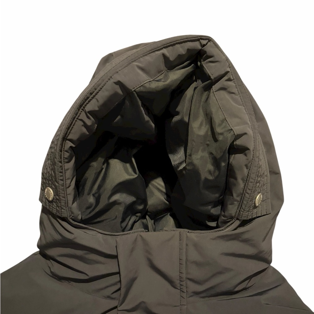 Jordan down women S black puffer jacket NWT - Picture 3 of 7